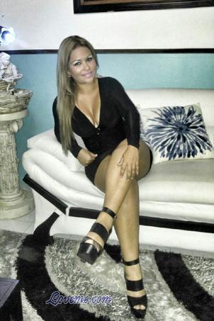 161534 - Karla Age: 36 - Costa Rica