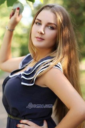 185097 - Alina Age: 24 - Ukraine