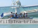 cartagena-women-boat-1104-41